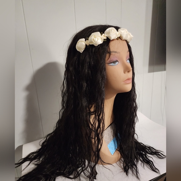 NWT Gorgeous Tripple Barell Curled Style Long Wig , Lace Front , Chocolate Brown - Picture 2 of 5